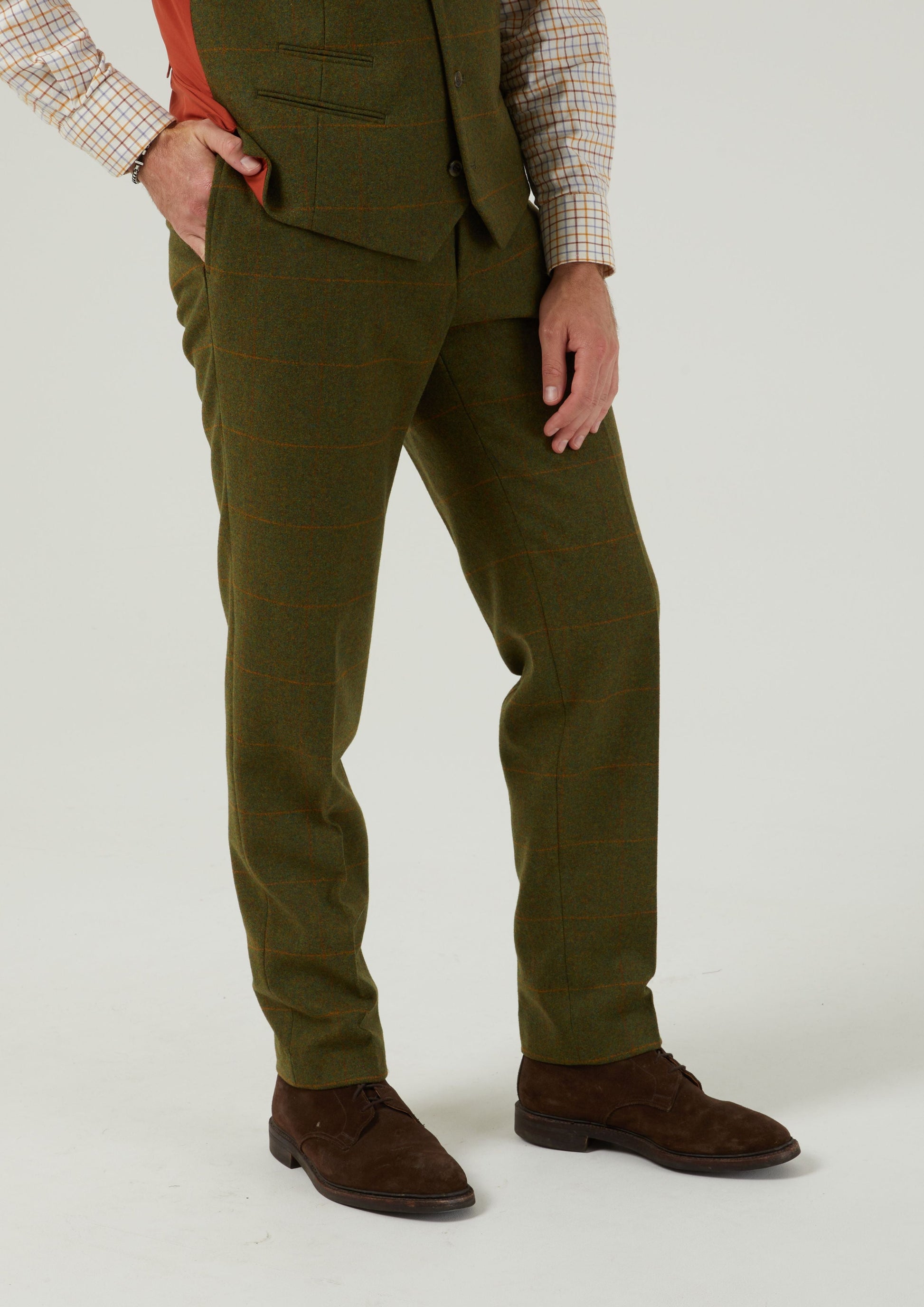 Combrook Men's Tweed Trousers In Maple - Regular Fit – Alan Paine Europe