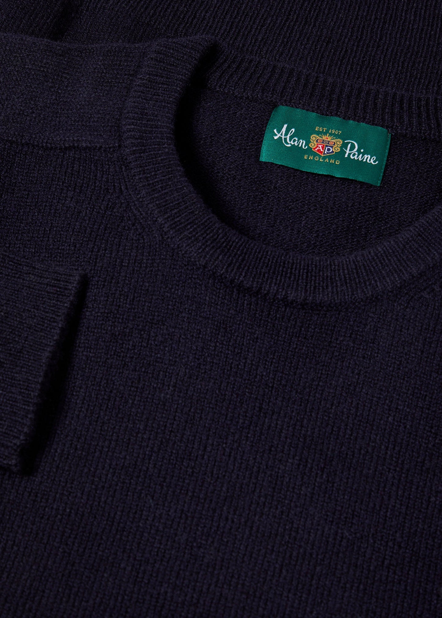 mens-lambswool-jumper-navy