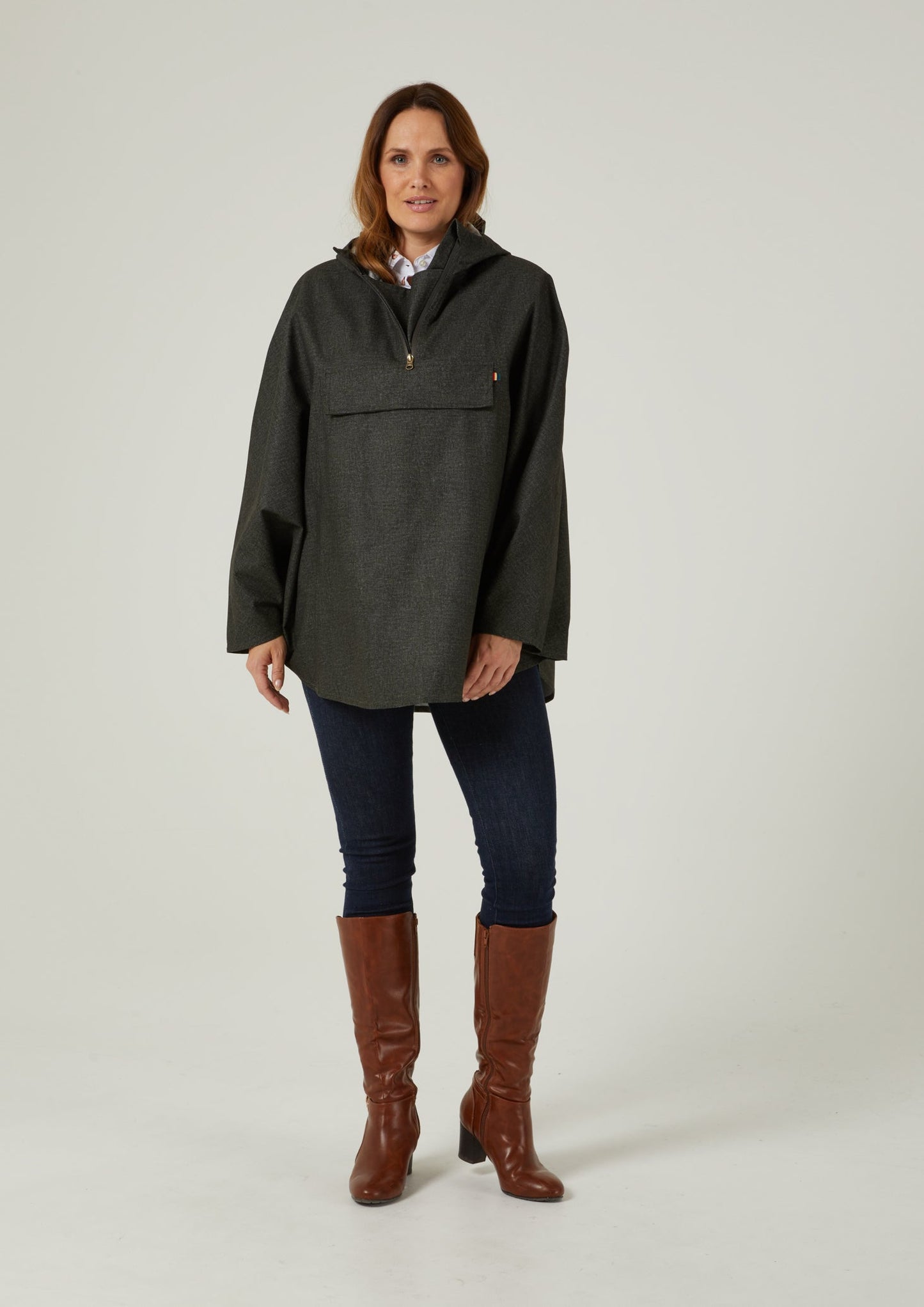 Fernley Ladies Waterproof Cape In Hopsack