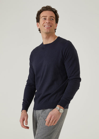 Cotton cashmere jumper in dark navy with crew neck.