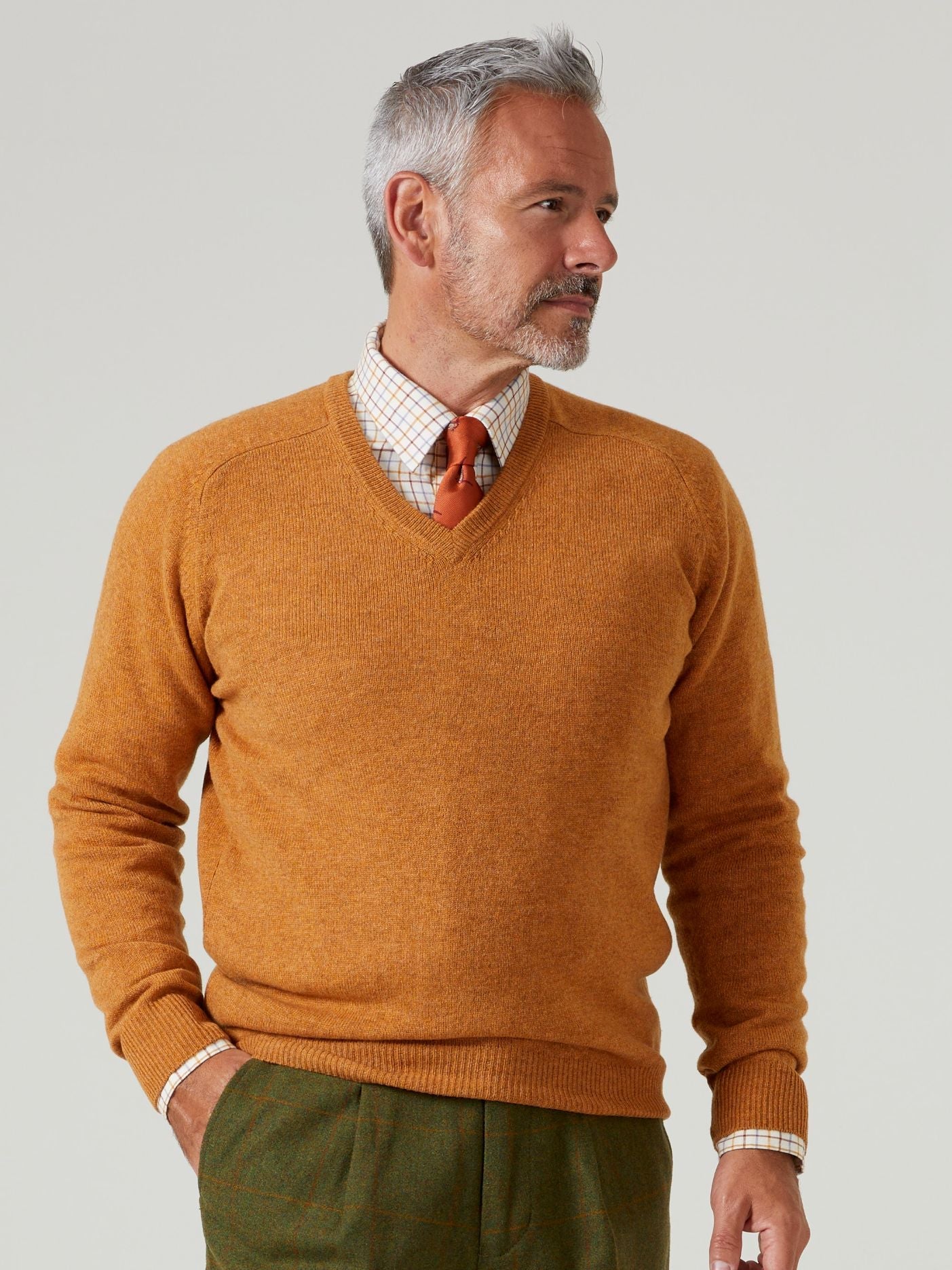 Streetly Men's V Neck Jumper In Gazelle - Classic Fit